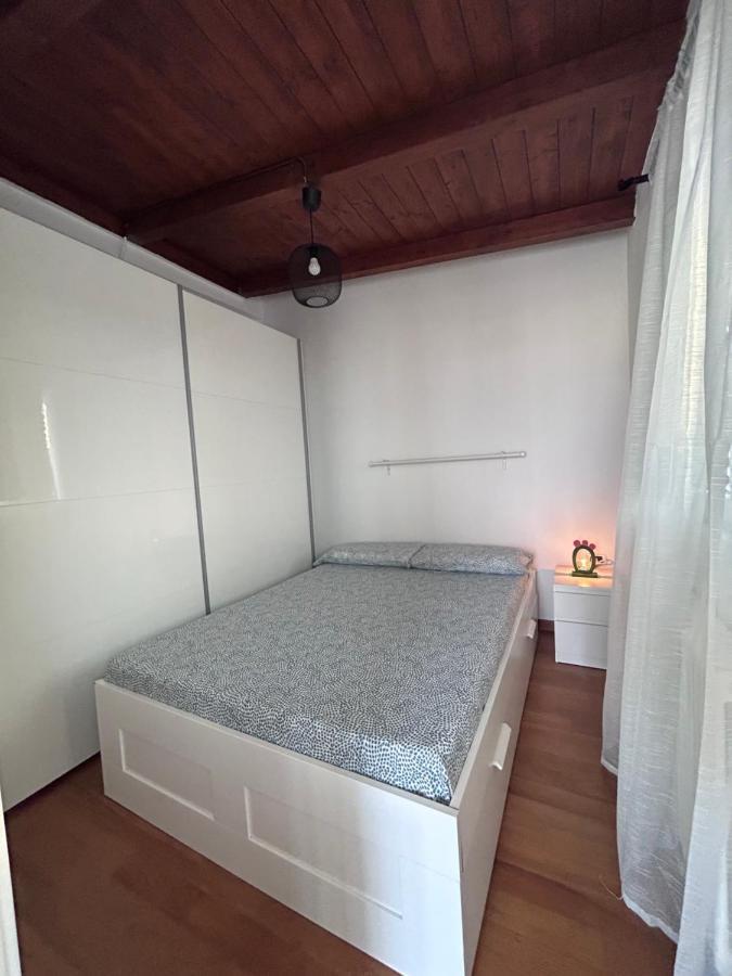 Ferienwohnung Isola Rovi Bari Exterior foto